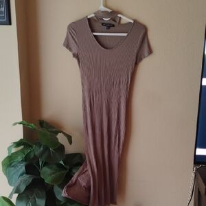 Elegant Brown Ribbed Dress